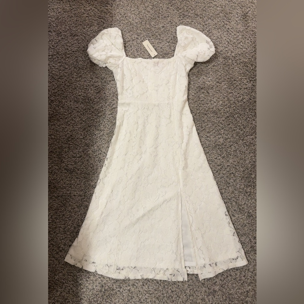 (NWT) Francesca’s Miami White Lace Midi Dress